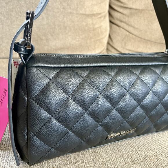 BETSEY JOHNSON Skull Studs BLK LTR Quilted Hobo Shoulder Bag Halloween Goth Y2K - Picture 4 of 16